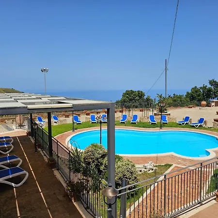 Sea Terrace 4*