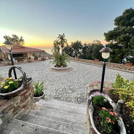Sea Terrace 4*